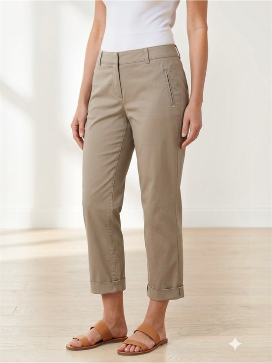 White House Black Market Pants - White House Black Market Tan Khaki Crop Pants. Size 8